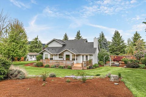 Tiny photo for 133 Kingsgate Way, Grants Pass, OR 97527 (MLS # 220219640)