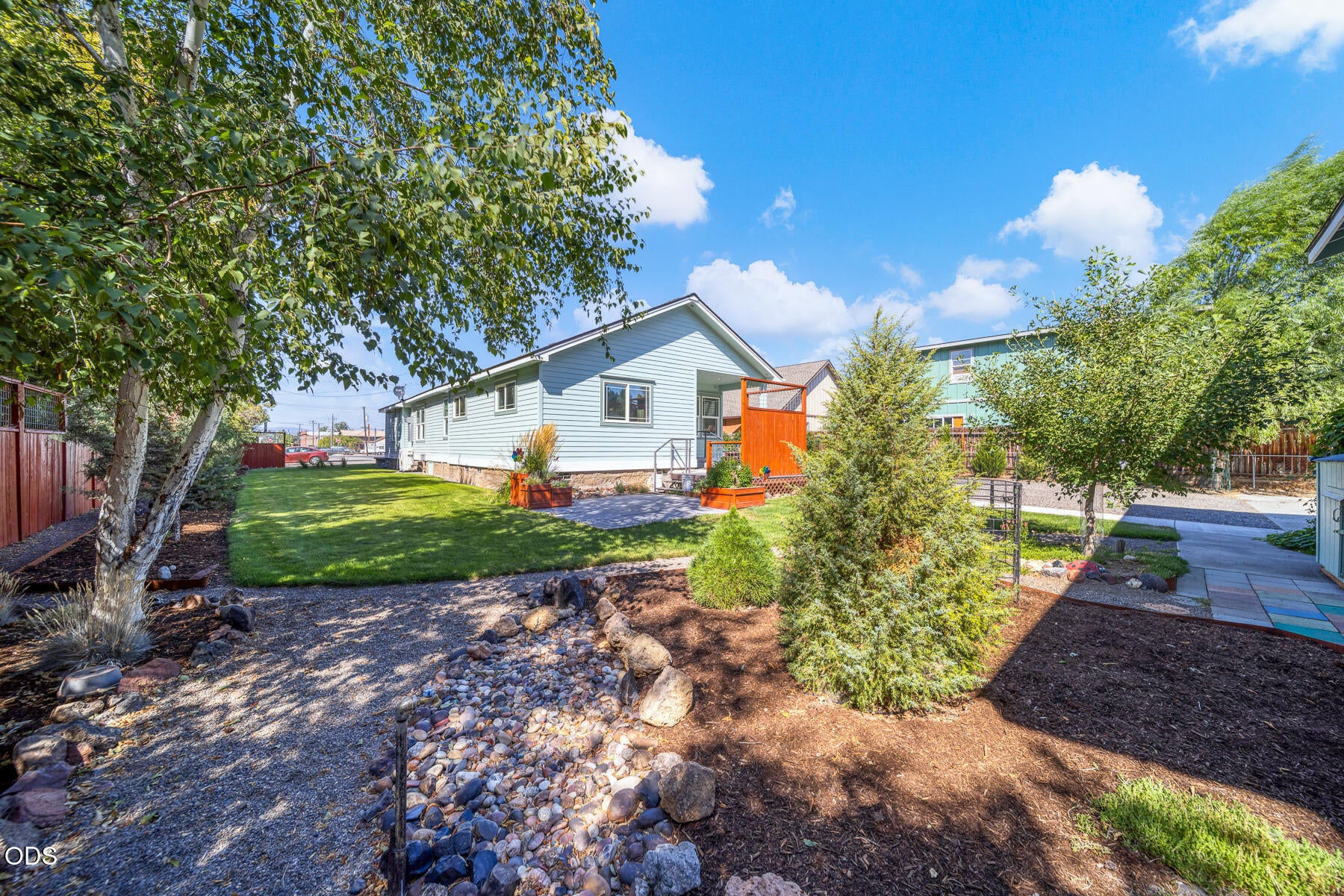 143 SW Beaver Street