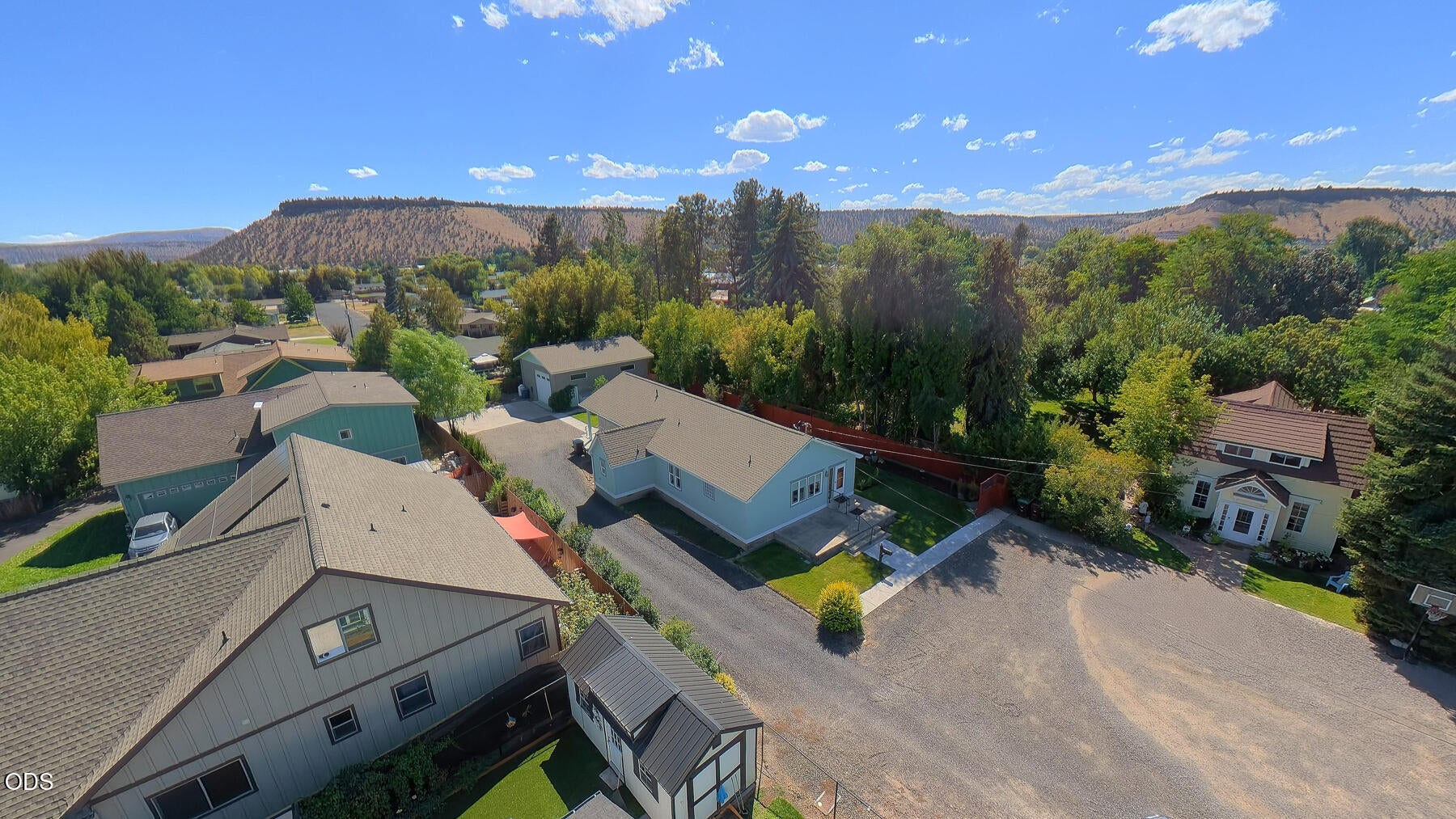 143 SW Beaver Street