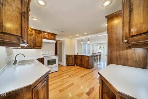 Tiny photo for 143 SW Beaver Street, Prineville, OR 97754 (MLS # 220227057)