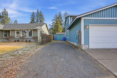 Tiny photo for 2500 NW Summerhill Drive, Bend, OR 97703 (MLS # 220215176)