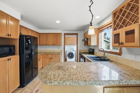 Tiny photo for 2500 NW Summerhill Drive, Bend, OR 97703 (MLS # 220215176)