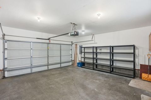 Tiny photo for 2500 NW Summerhill Drive, Bend, OR 97703 (MLS # 220215176)