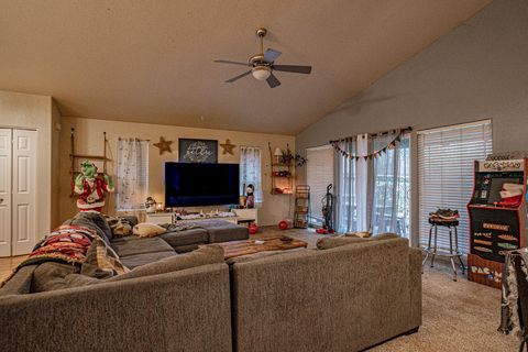 Tiny photo for 1672 SW Waterstone Drive, Grants Pass, OR 97527 (MLS # 220213030)