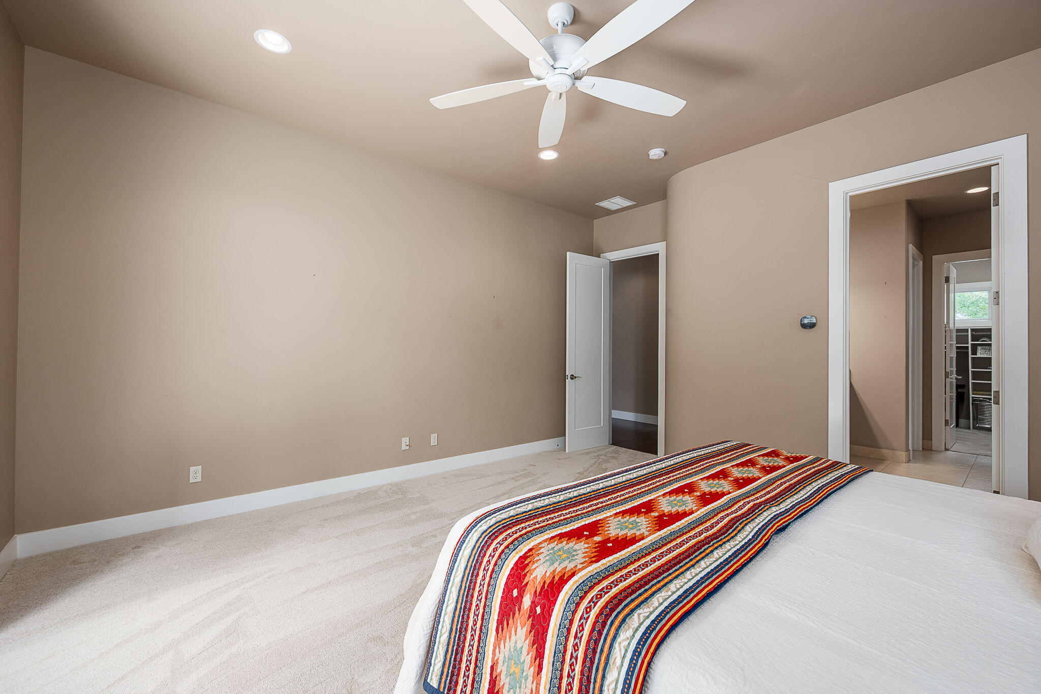 Broken Top - Residential