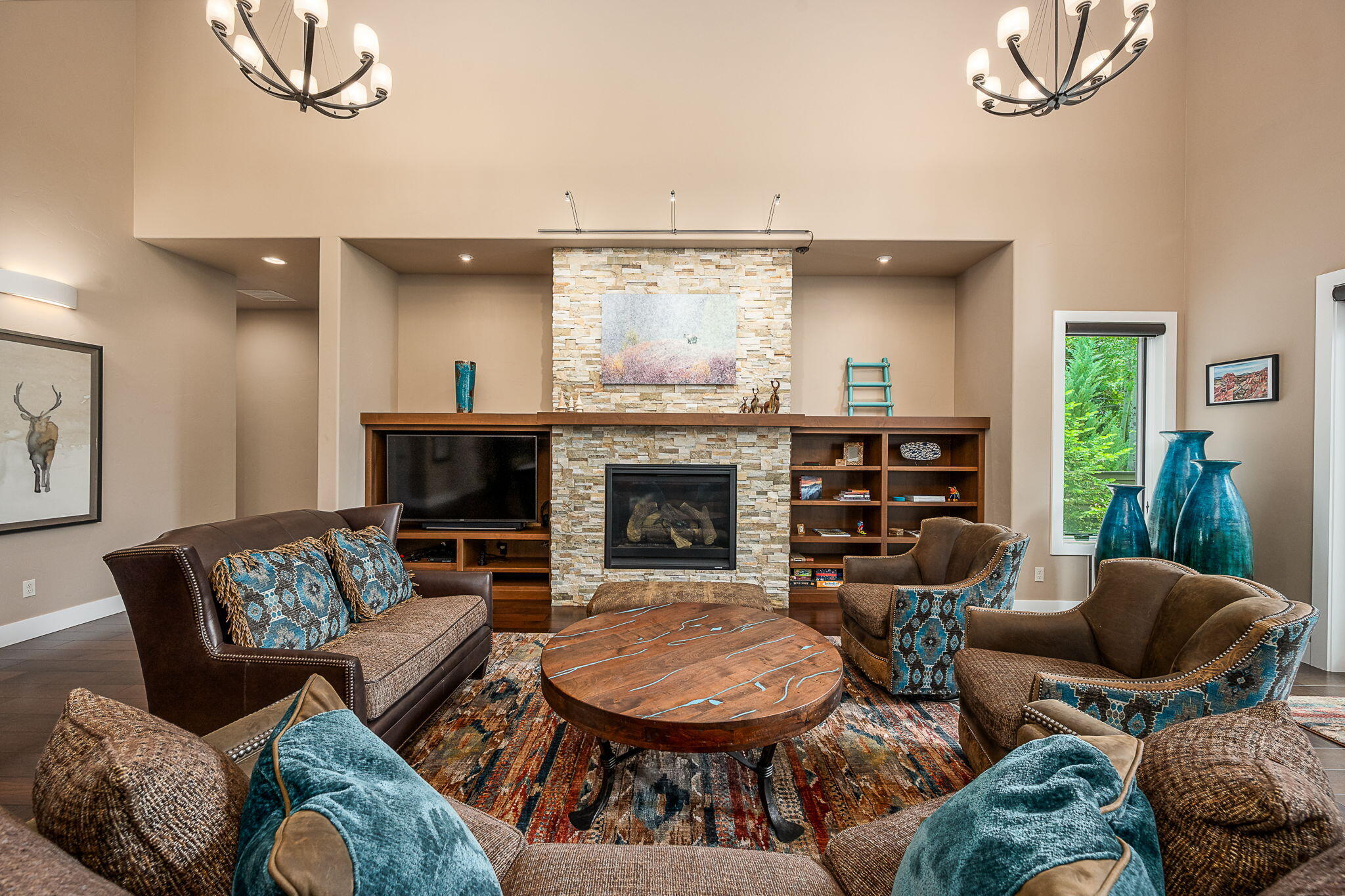 Broken Top - Residential