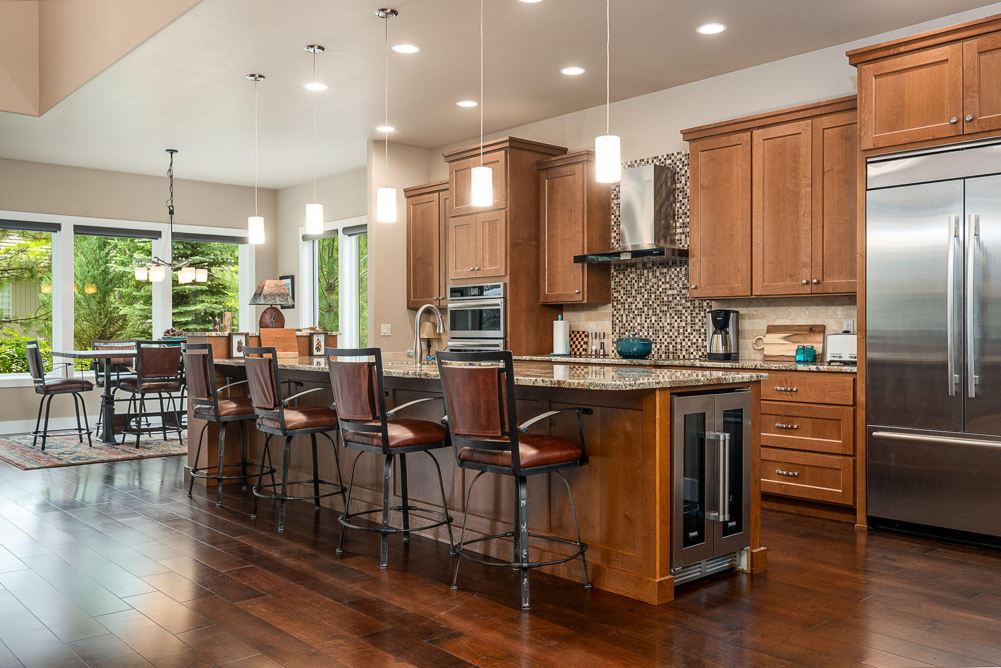 Broken Top - Residential