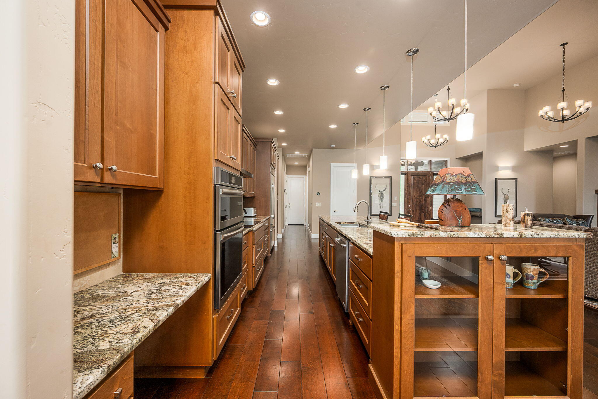 Broken Top - Residential