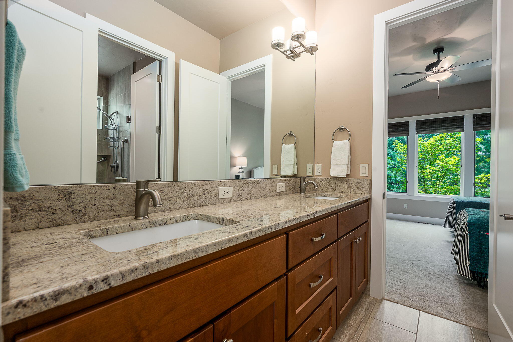 Broken Top - Residential