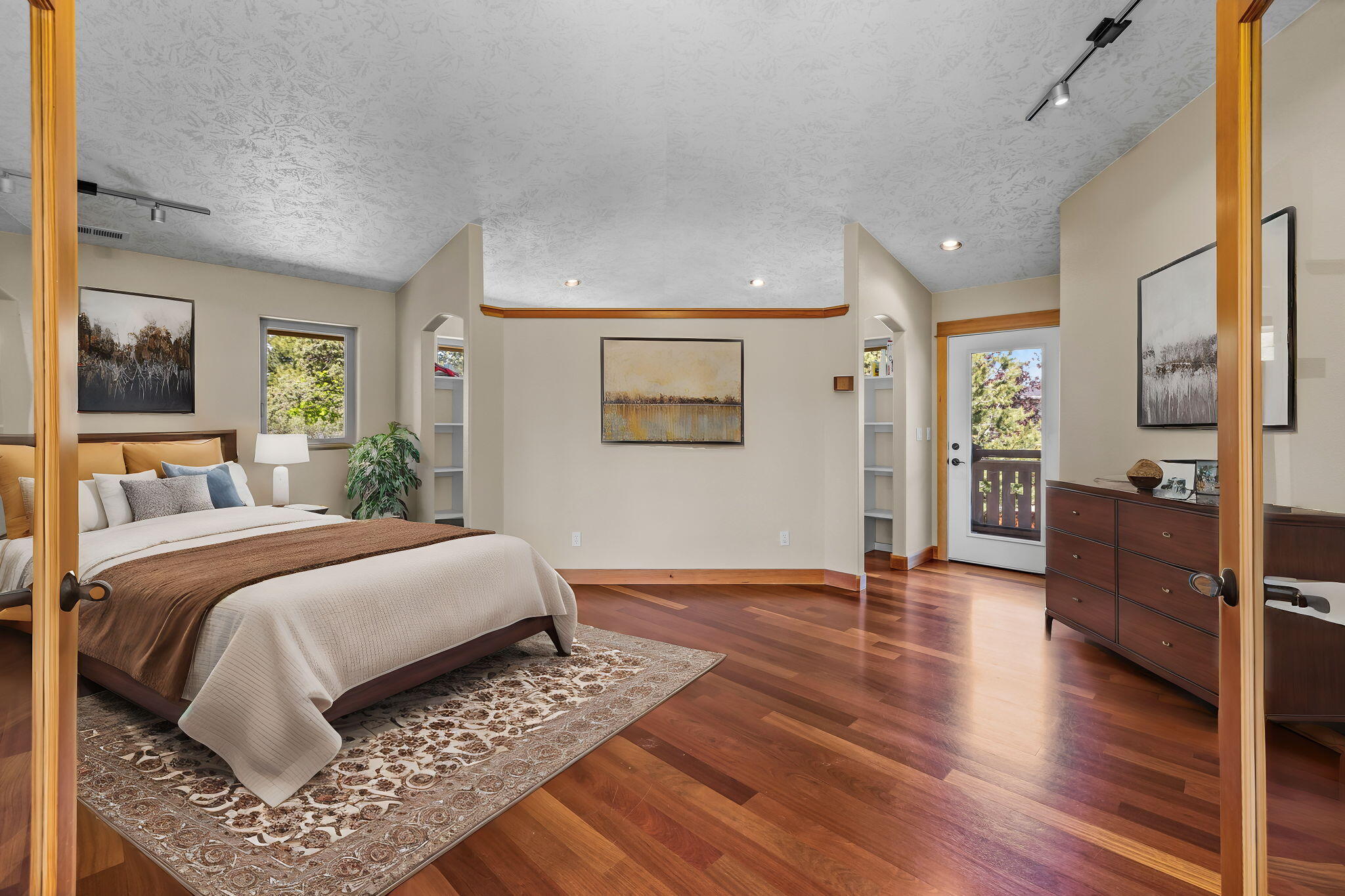 Valhalla Heights - Residential