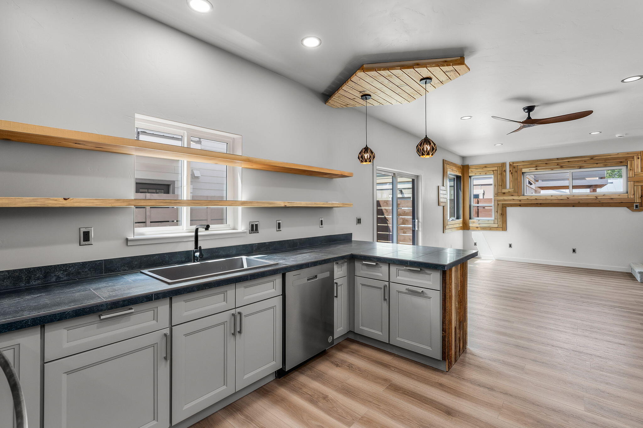 Keystone Terrace - Residential Income