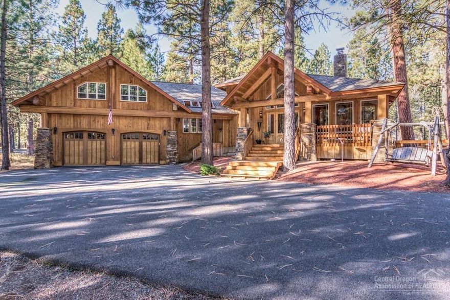 A truly stunning golf house in Black Butte! Room for everyone - sleeps 12 comfortably. Complete remodel and extensive addition in 2007. Massive heated & finished garage, private hot tub, and decking everywhere! The attention to detail in this remodel will be easy to see! Easy access from the lodge, and plenty of parking for all guests! Come see this one soon!!