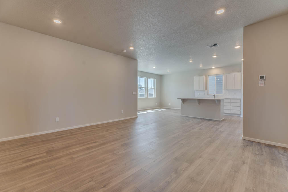 Ironhorse - Residential