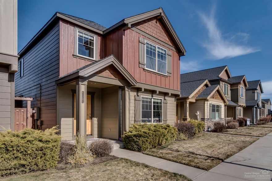 Well maintained 3 bedroom, 2.5 bath home in Southeast Bend's Sun Meadow community - located close to parks, schools, community pool and shopping. New exterior paint in 2016, efficient floor plan, covered patio and plenty of storage add to the appeal of this home.