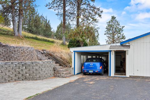 Tiny photo for 6691 NW 17th Street, Terrebonne, OR 97760 (MLS # 220211927)