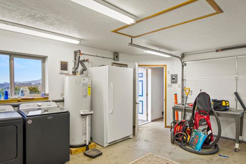 Tiny photo for 6691 NW 17th Street, Terrebonne, OR 97760 (MLS # 220211927)