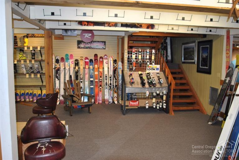 CLAB - Commercial Sale