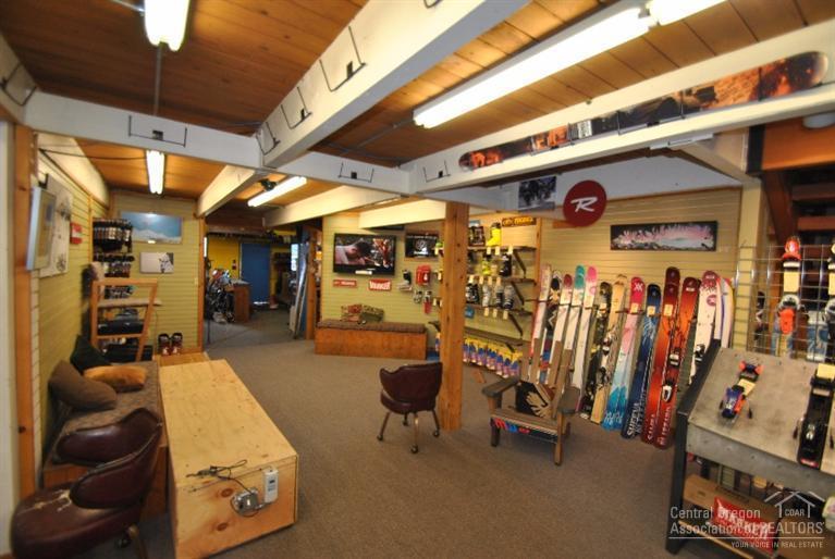 CLAB - Commercial Sale