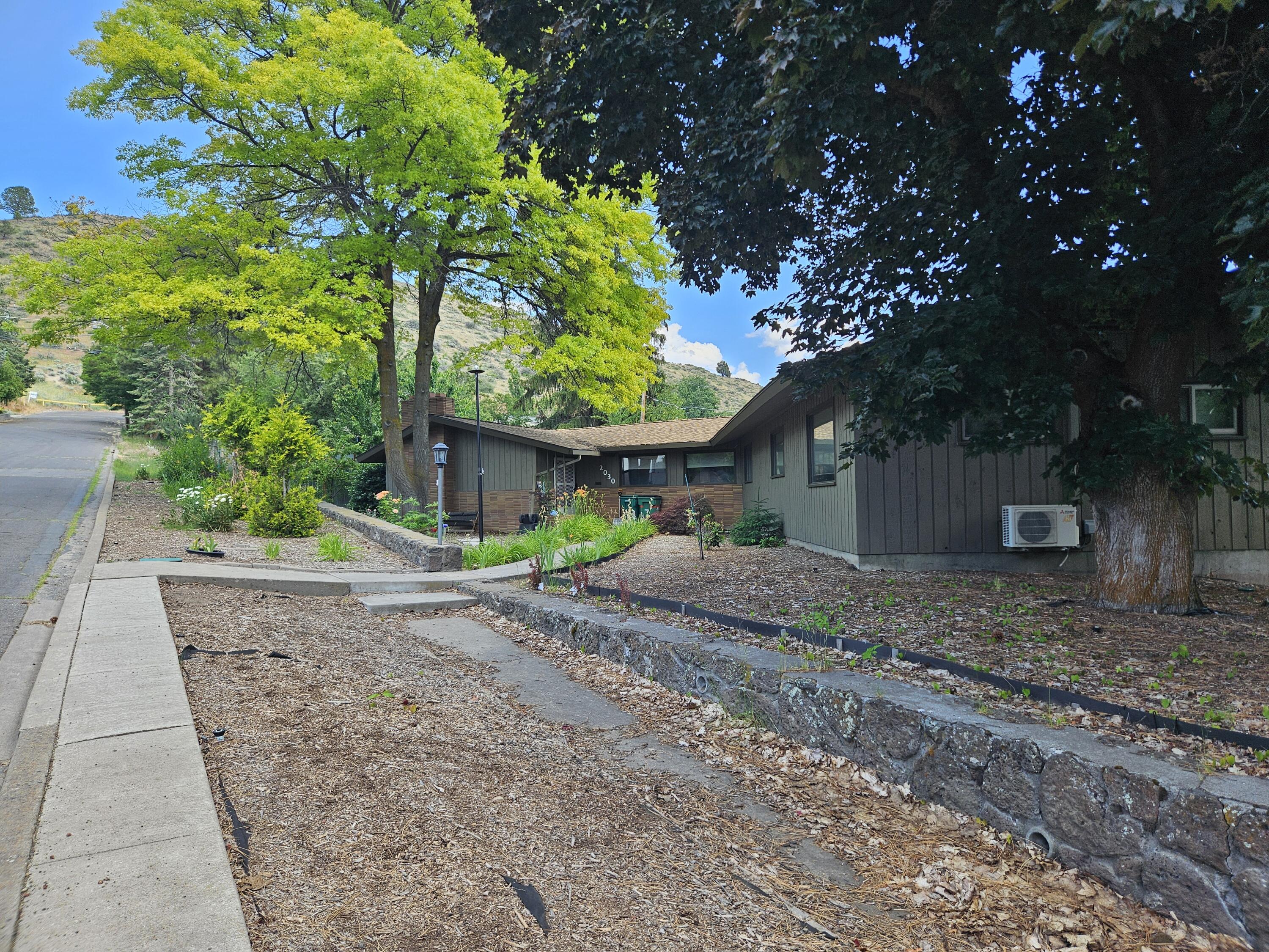 Klamath Falls -Hillside Addition - Residential