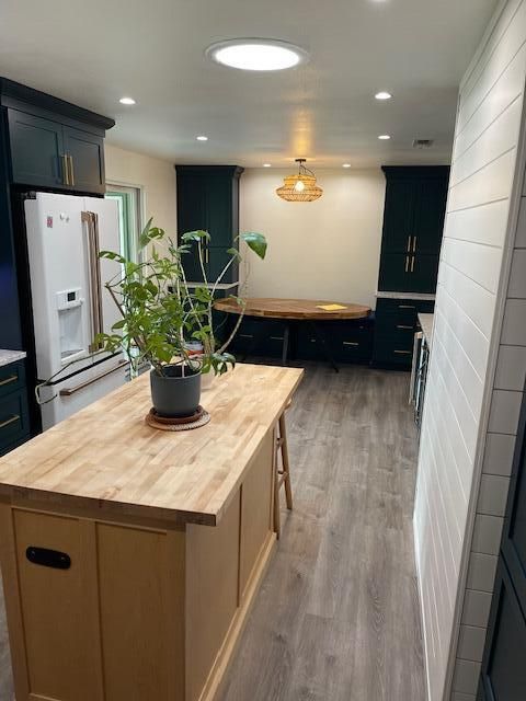 Tiny photo for 427 Lofland Lane, Williams, OR 97544 (MLS # 220214070)