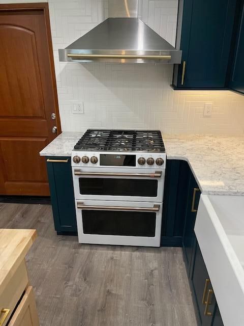 Tiny photo for 427 Lofland Lane, Williams, OR 97544 (MLS # 220214070)