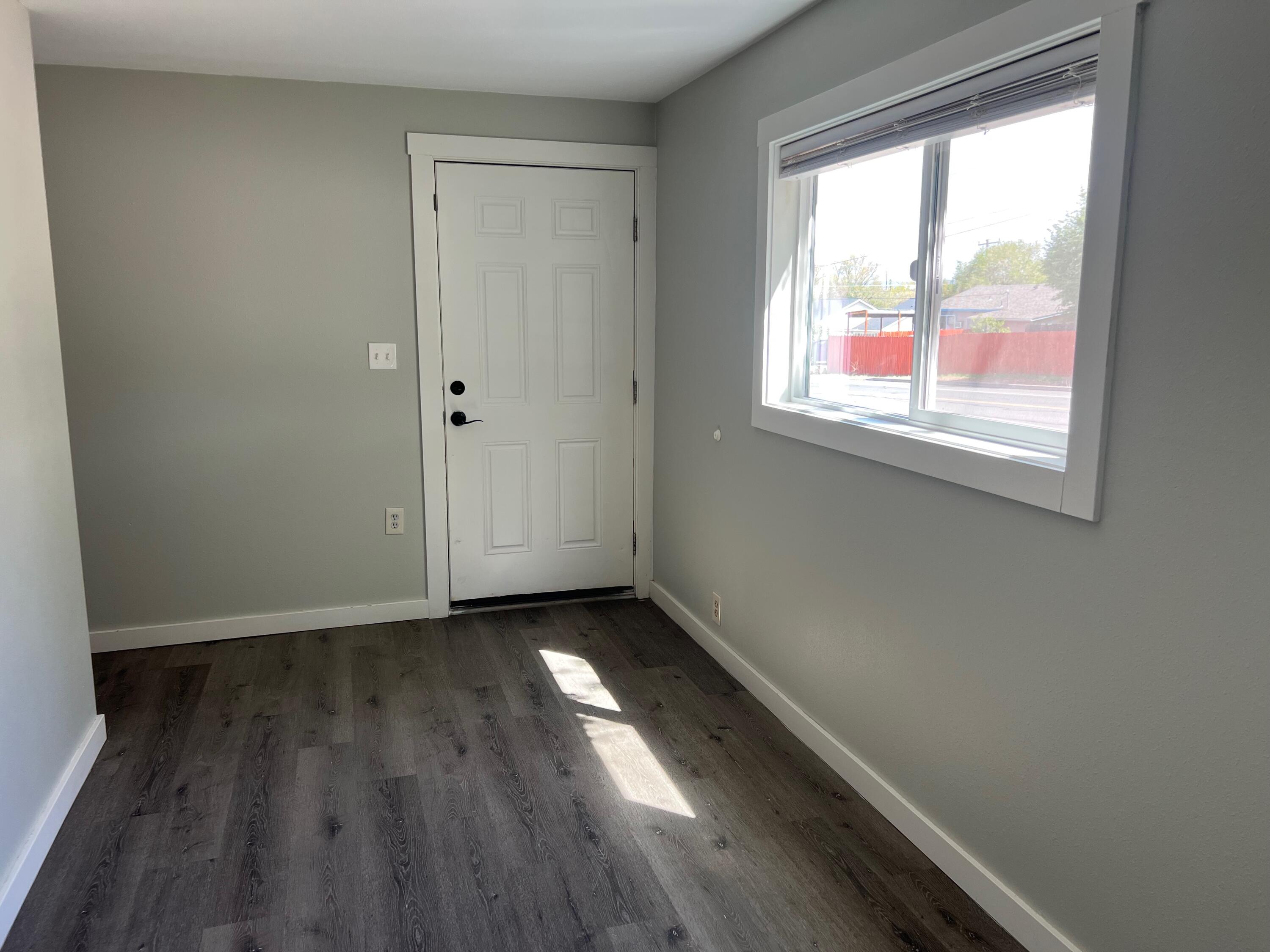 Railroad - Residential