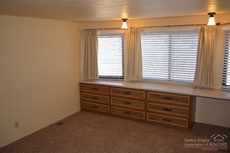 Romaine Village - Residential