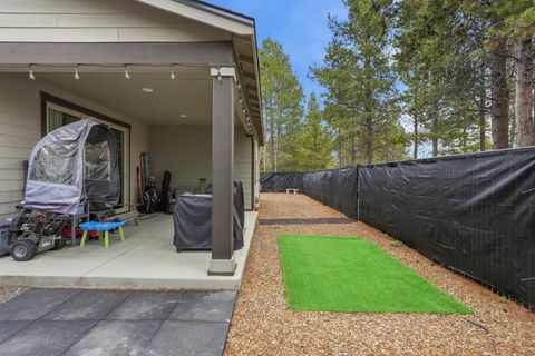 Tiny photo for 16501 Charlotte Day Drive, La Pine, OR 97739 (MLS # 220217257)