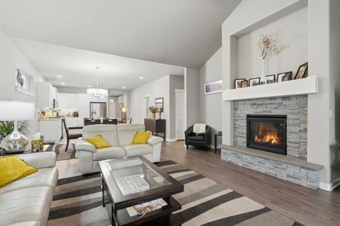 Tiny photo for 16501 Charlotte Day Drive, La Pine, OR 97739 (MLS # 220217257)