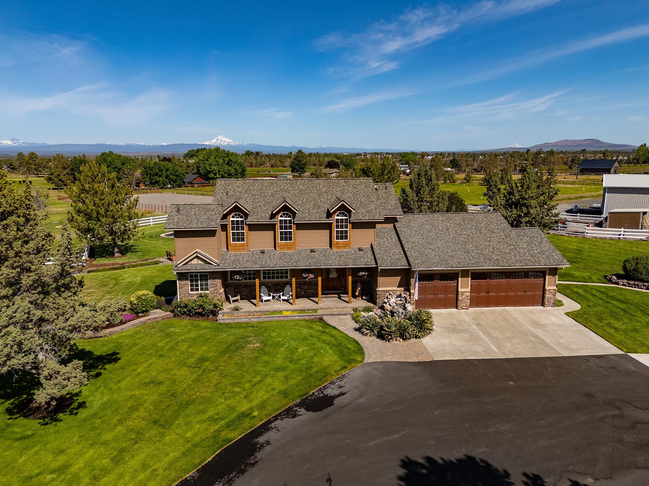 6419 NE Juniper Ridge Road