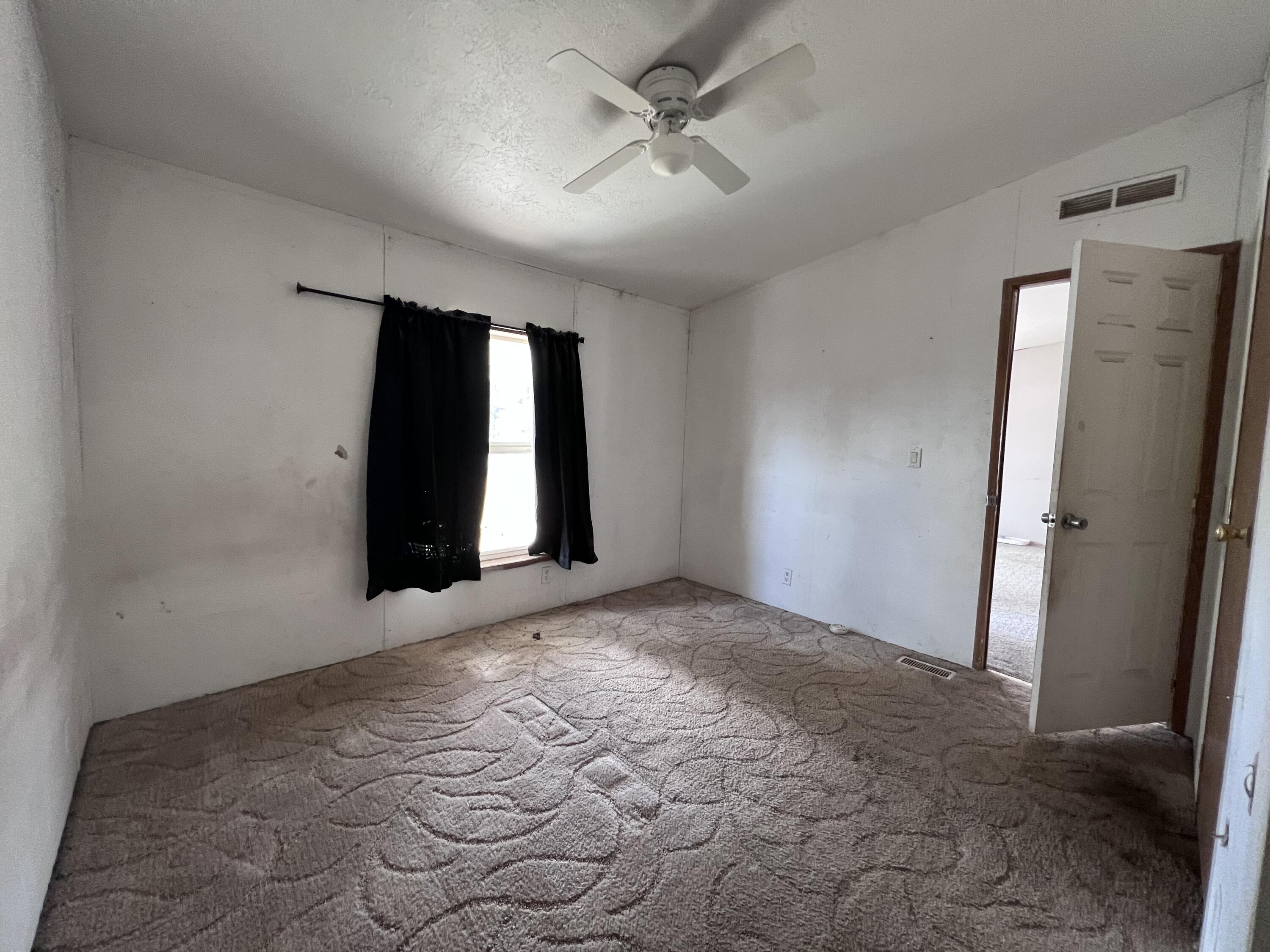 Round Lake Estates - Residential