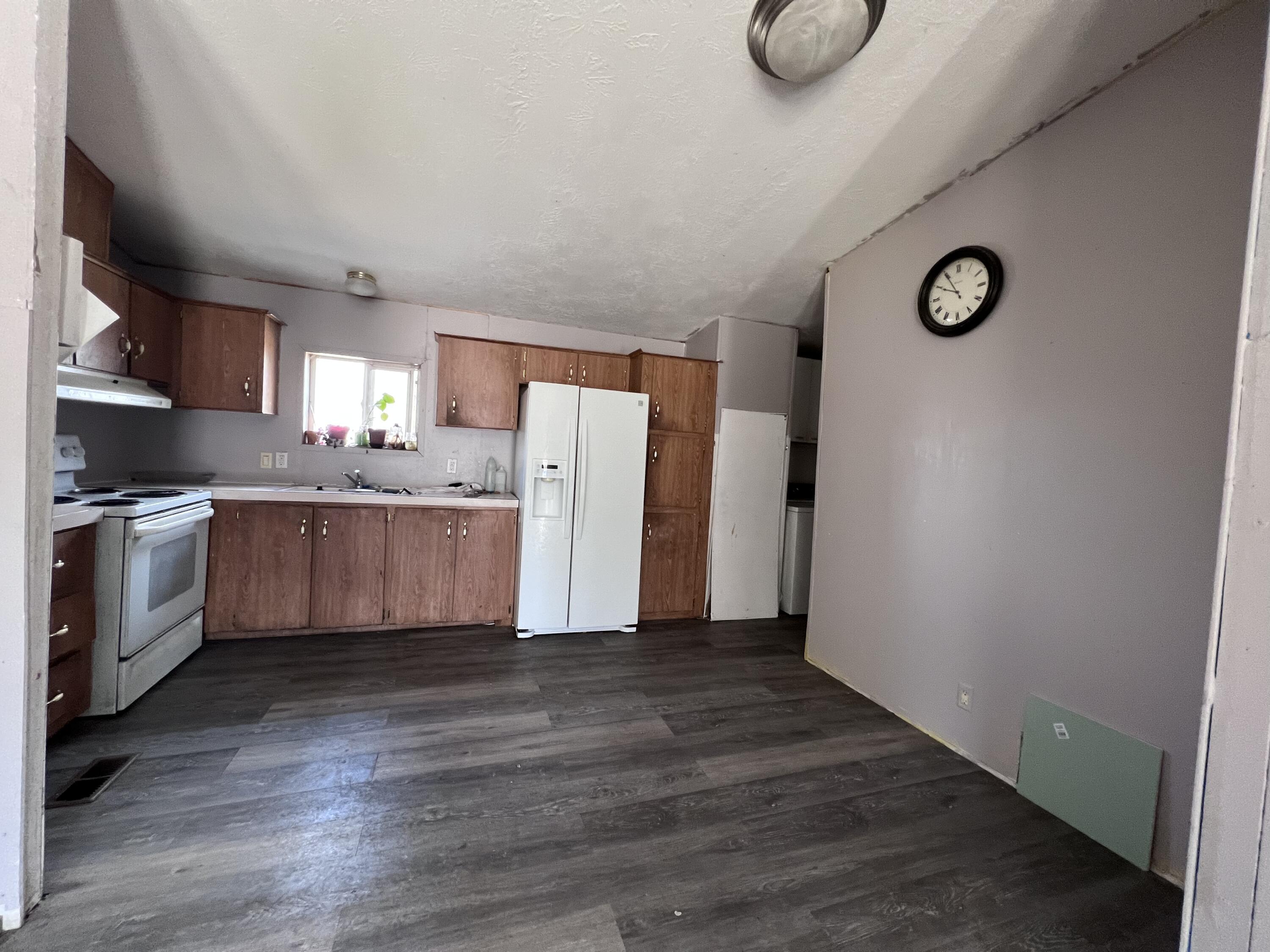 Round Lake Estates - Residential