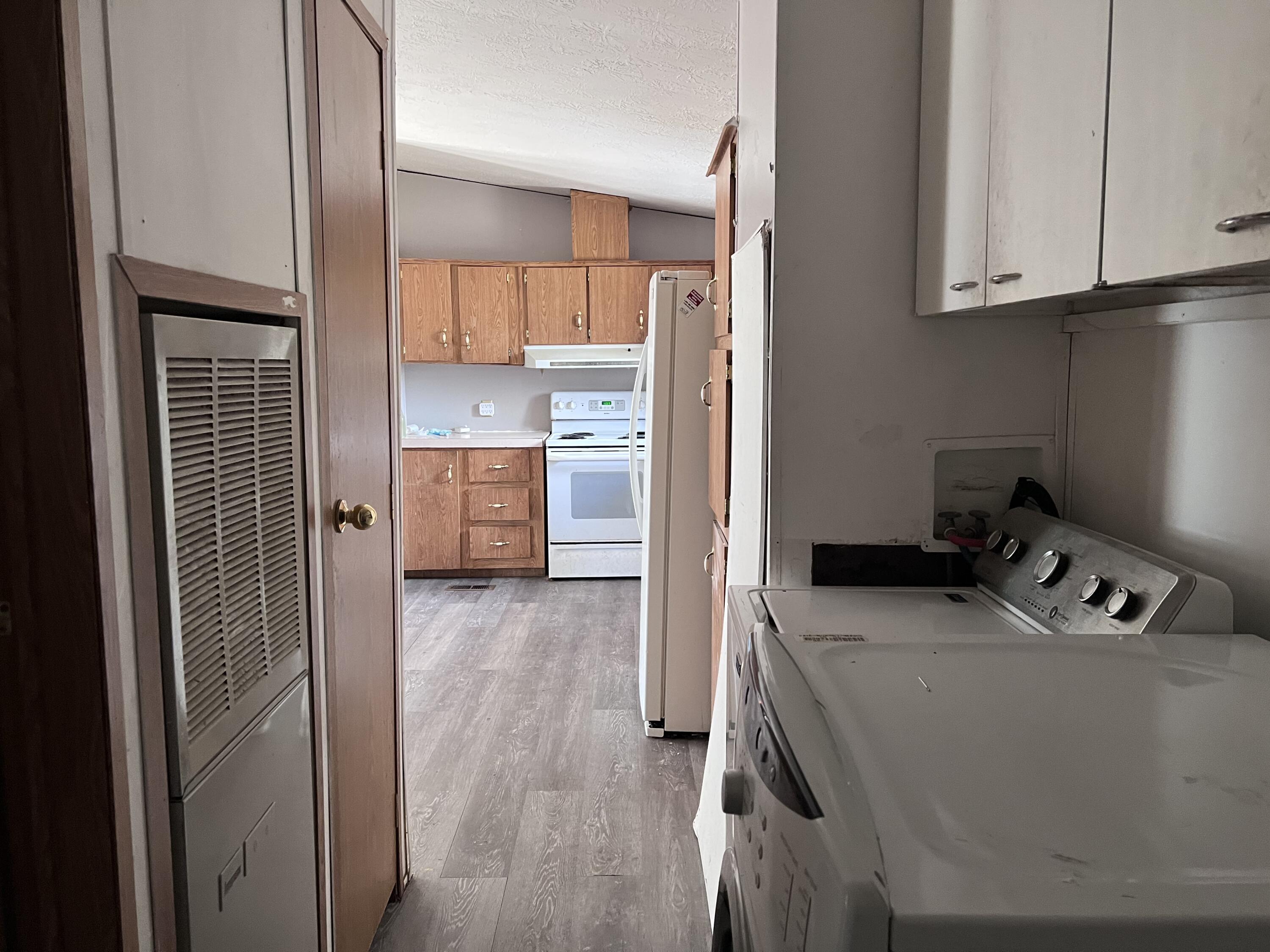 Round Lake Estates - Residential