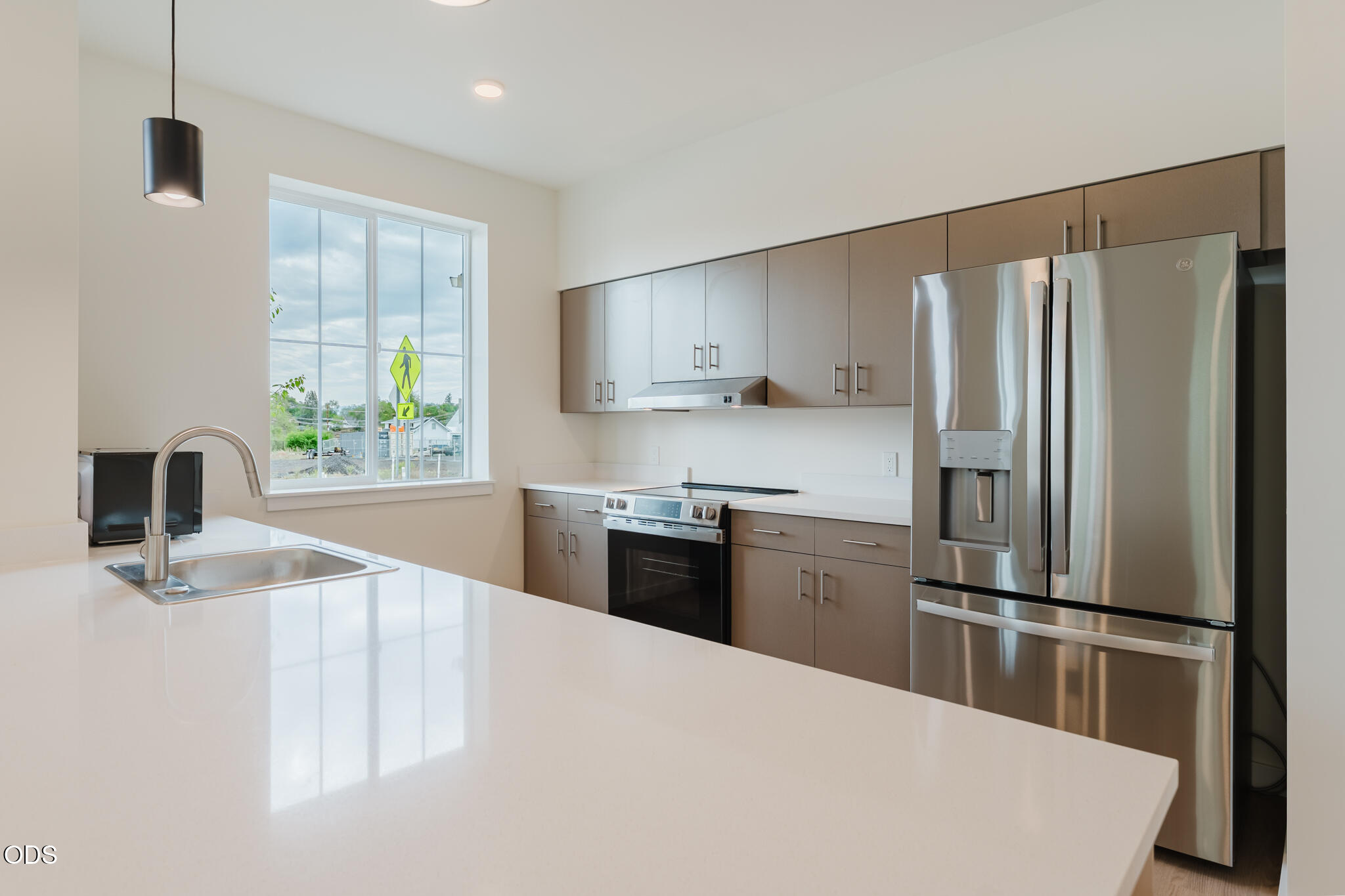 189 NW 17th Street 100