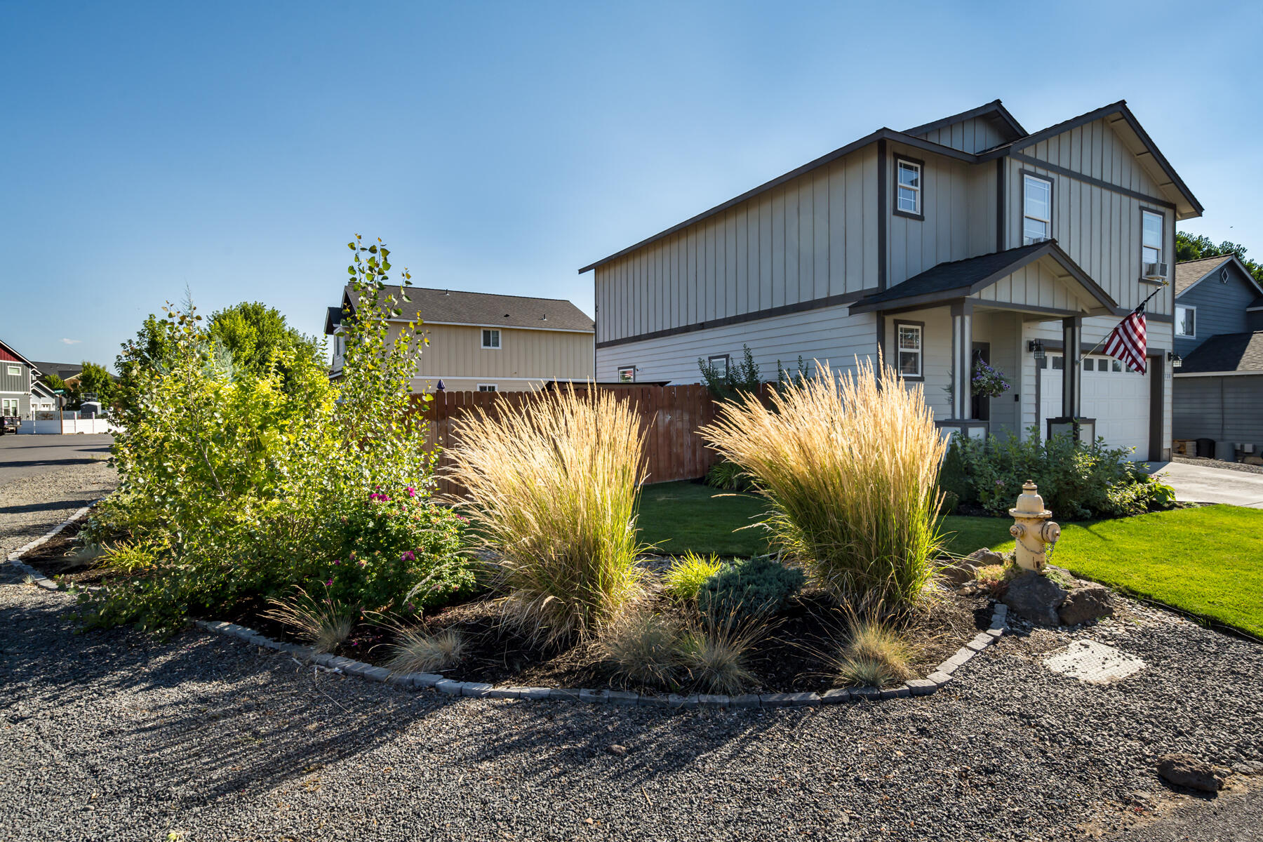 Ni Lah Sha Village - Residential