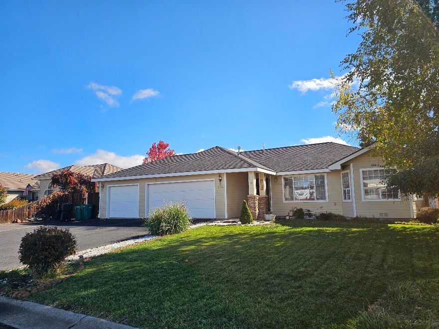 Very spacious 3 bed 2 bath with separate living and family rooms in sought after area! Check out the 3 car garage PLUS the RV parking area with dump station all on a dead end street. Inground sprinklers in the front and back make for easy maintenance and notice the shed for extra storage also. Nice sized bedrooms and closets plus a large kitchen that opens up to dinning room and living area. This floor plan was well thought out and great for entertaining. 50 year transferable quality roof is new so there is little for you to worry about.