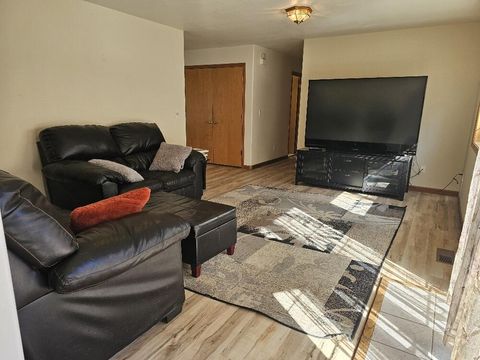 Tiny photo for 3919 Monrovia Way, Klamath Falls, OR 97603 (MLS # 220210972)