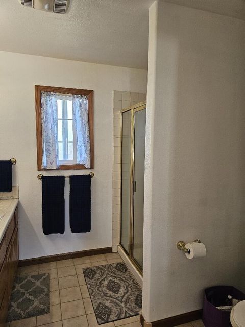 Tiny photo for 3919 Monrovia Way, Klamath Falls, OR 97603 (MLS # 220210972)