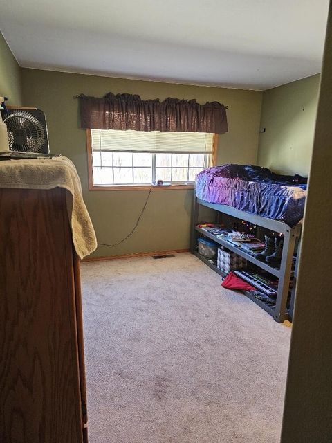 Tiny photo for 3919 Monrovia Way, Klamath Falls, OR 97603 (MLS # 220210972)