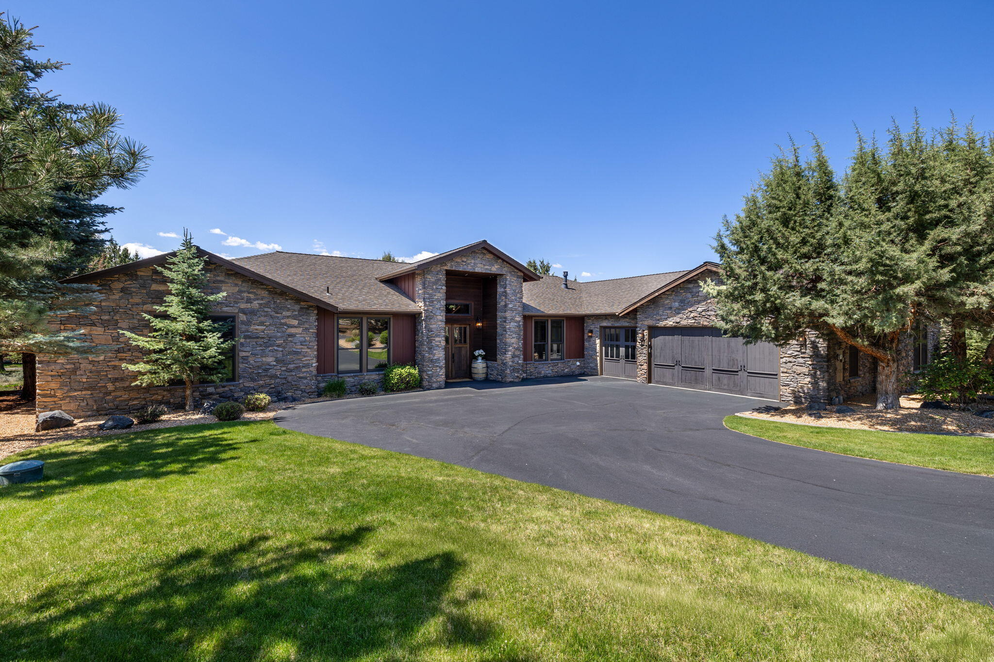 1144 Highland View Loop