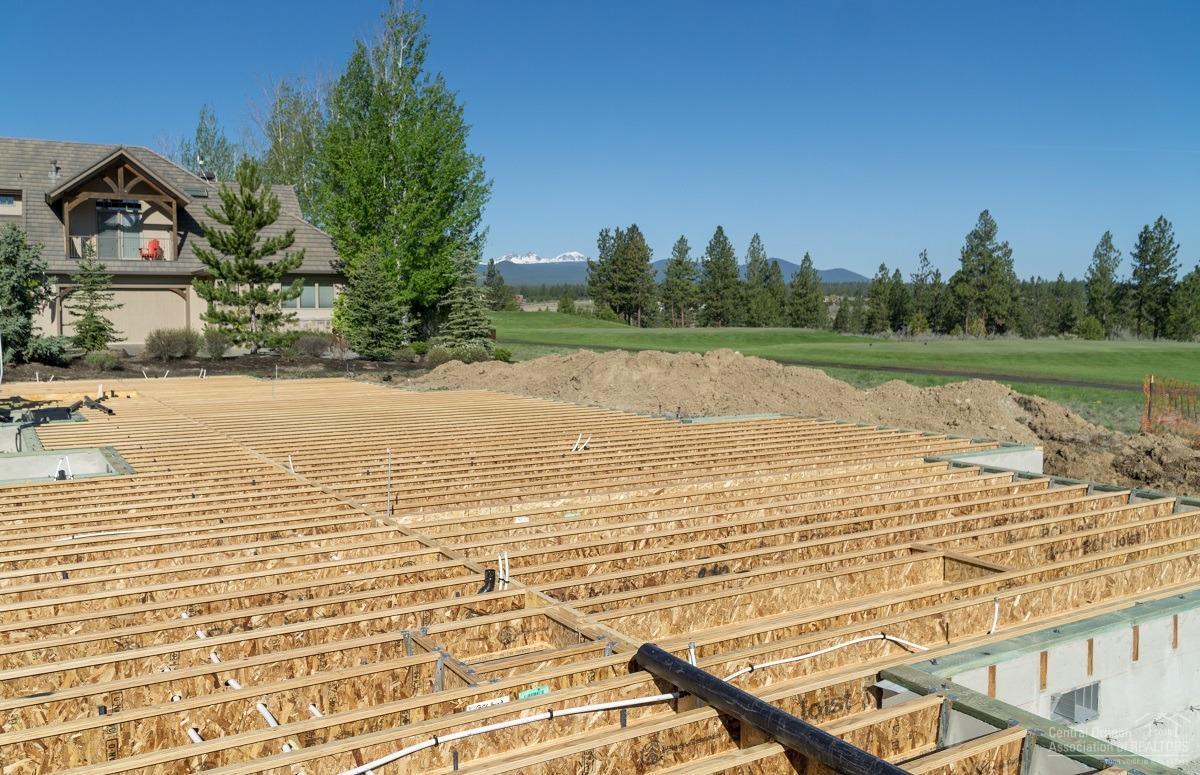 Broken Top - Residential