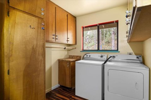 Tiny photo for 5201 Lake Shore Drive, Selma, OR 97538 (MLS # 220212398)