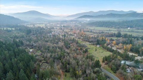 Tiny photo for 5201 Lake Shore Drive, Selma, OR 97538 (MLS # 220212398)