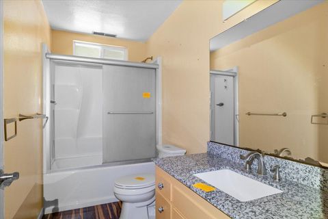 Tiny photo for 5201 Lake Shore Drive, Selma, OR 97538 (MLS # 220212398)