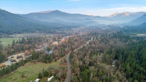 Tiny photo for 5201 Lake Shore Drive, Selma, OR 97538 (MLS # 220212398)