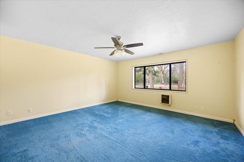 Tiny photo for 5201 Lake Shore Drive, Selma, OR 97538 (MLS # 220212398)