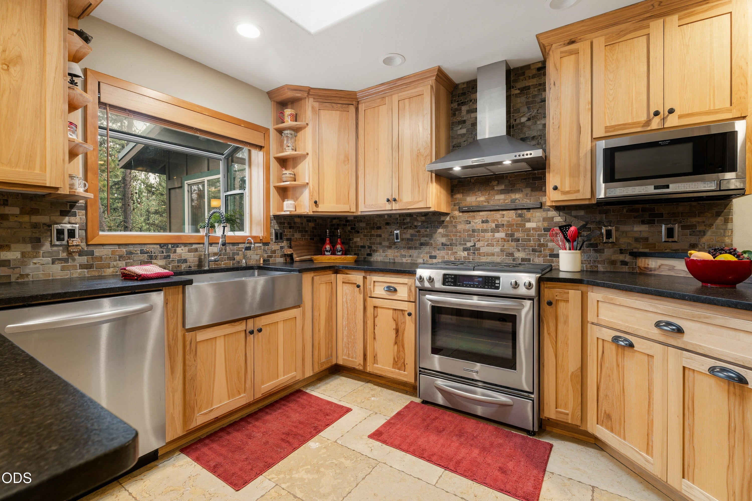 54975 Forest Lane