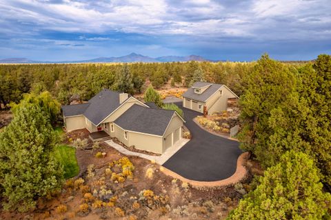 Tiny photo for 7170 NW River Springs Road, Redmond, OR 97756 (MLS # 220217630)