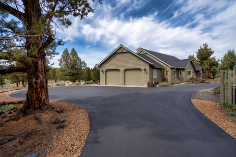 Tiny photo for 7170 NW River Springs Road, Redmond, OR 97756 (MLS # 220217630)