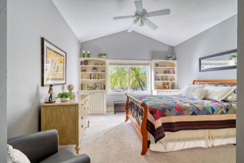 Tiny photo for 7170 NW River Springs Road, Redmond, OR 97756 (MLS # 220217630)